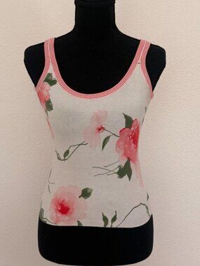 Euro knit tank top 🌸 (XS–S, can stretch to M)